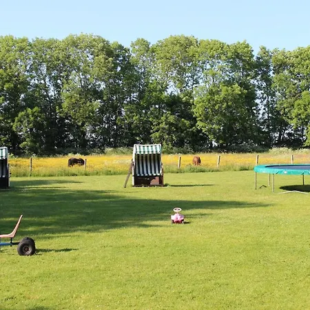 Ferienwohnung 3, Eg, Hof Zur Sonnenseite Fehmarn